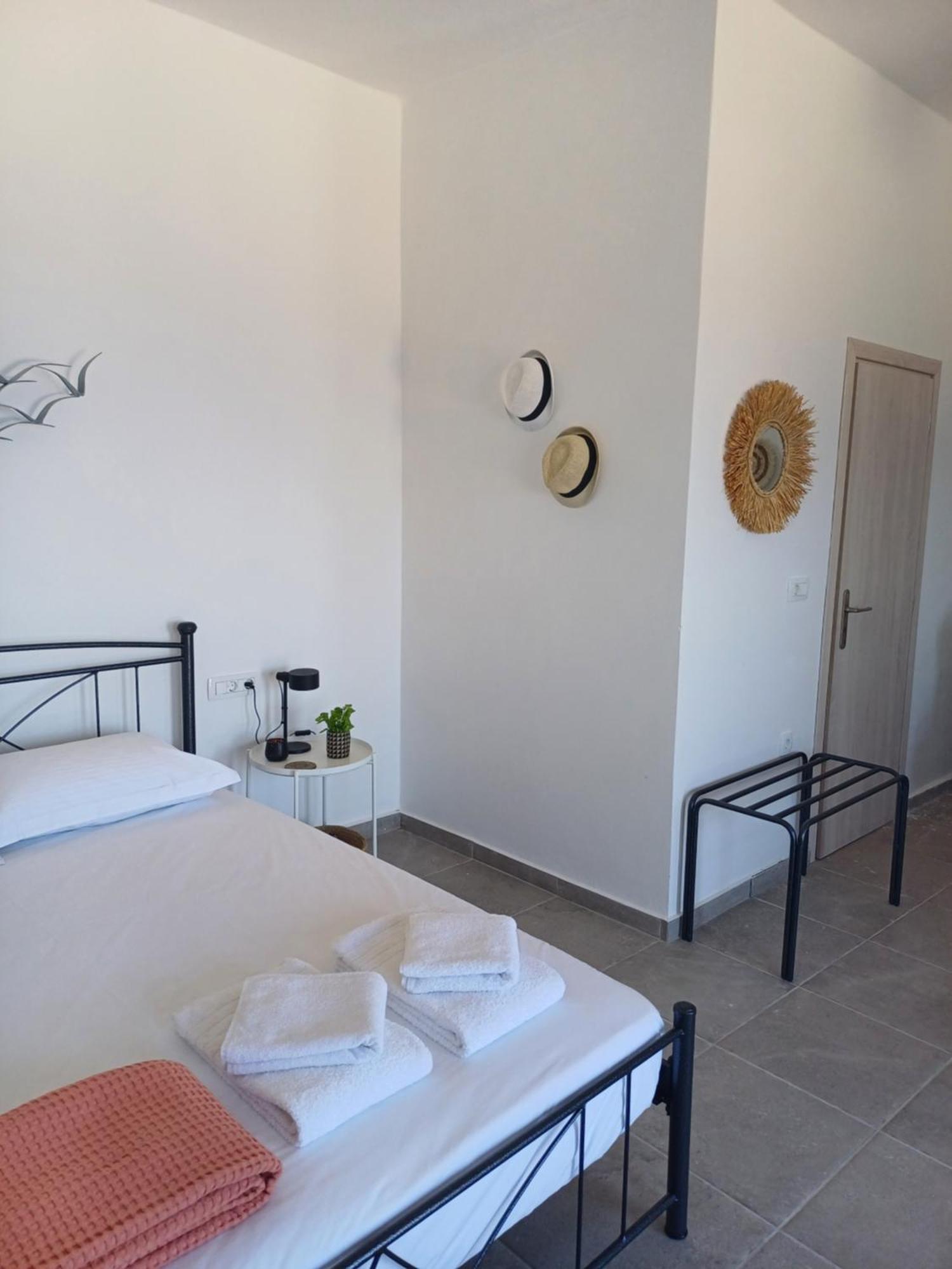 イア'Nektarios' Cycladic House With Sunrise And Sea View!!アパートメント エクステリア 写真